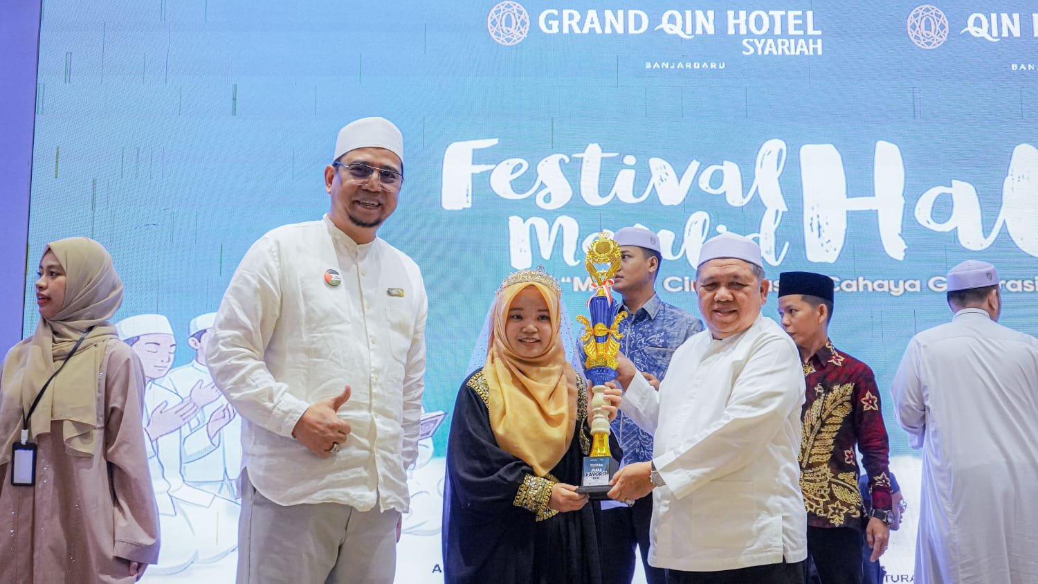 Lantunkan Shalawat Penuh Pesona, grup Habsyi Putri MAN 2 HSU Jadi Juara Favorit Festival Maulida Habsy
